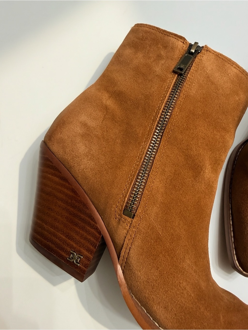 Sam Edelman Women's Tan Suede Ankle Boots with Block Heel - Picture 3 of 6
